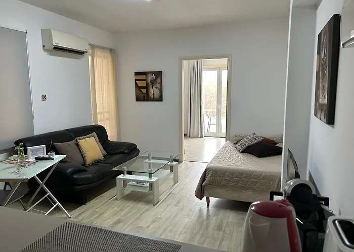 Downtown Living By 'flats Nicosia' * Nikozja