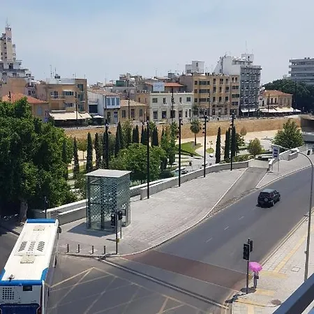 Apartment Downtown Living By 'flats Nicosia'