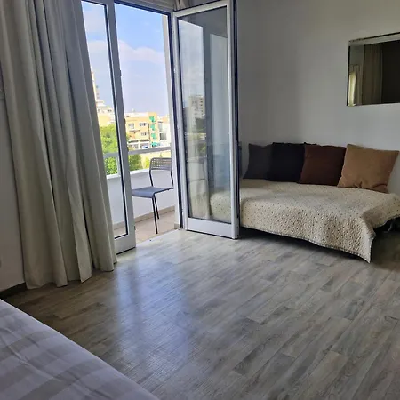 Downtown Living By 'flats Nicosia'