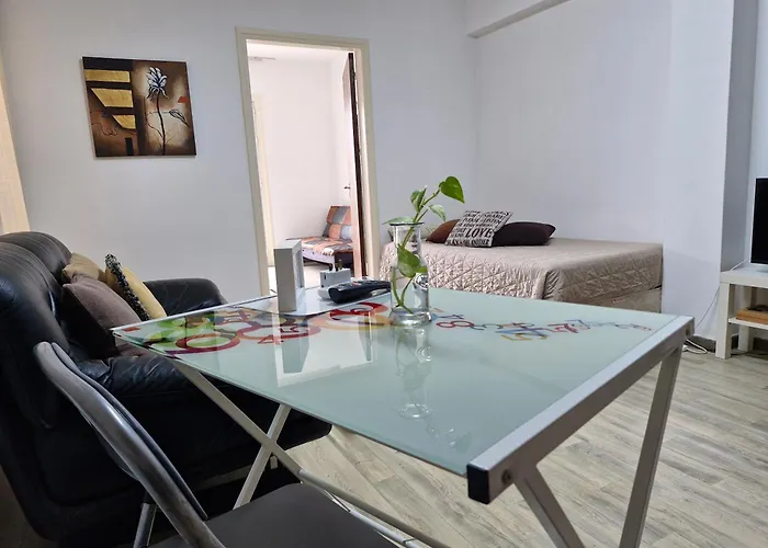 Downtown Living By 'flats Nicosia' 公寓 *